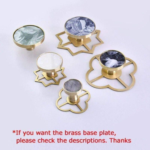 Brass Furniture Handles Elegant Door Knobs and Handles for Cabinet Kitchen Cupboard Drawer Pulls Wall Hanging Hooks Shell Resin