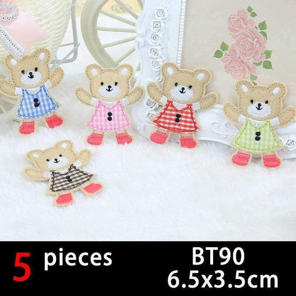 Planet Gates BT90GIRL Cute Anime Cartoon Children Iron On Patches For Clothing Sticker Sew On Embroidery Patch On Clothes Applique Stripes Mix Lot