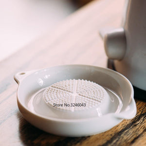 Planet Gates Ceramic Ginger Garlic Wasabi Grater Crushed Garlic Press Device soy sauce dish for sushi sashimi Baby complementary food tools