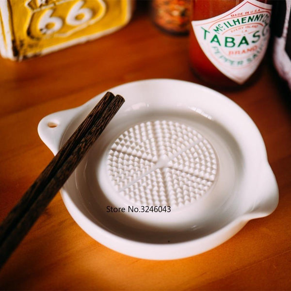Planet Gates Ceramic Ginger Garlic Wasabi Grater Crushed Garlic Press Device soy sauce dish for sushi sashimi Baby complementary food tools