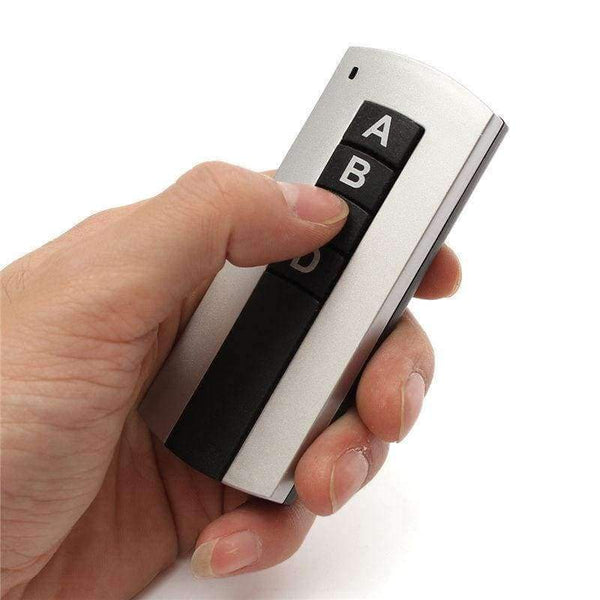 Planet Gates China Smart 7A E27 Screw Wireless Remote Control Light Base Lamp Bulb Holder Cap Socket Switch Lighting Accessories About 30m AC 220V