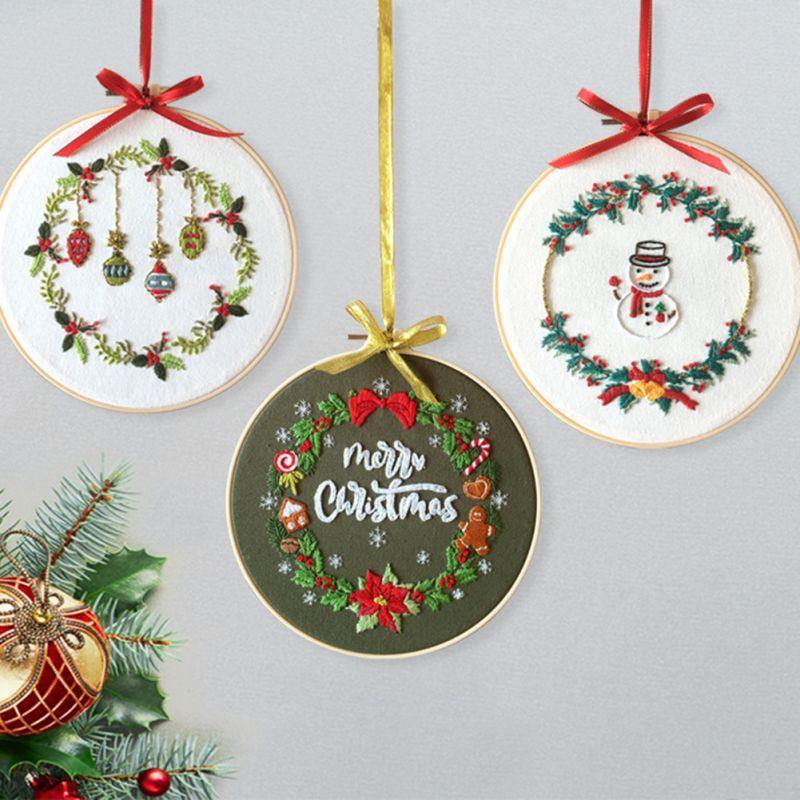 Planet Gates Christmas DIY Embroidery Starter Kit With Xmas Themed Pattern Embroidery Hoop Cotton Linen Cloth Thread Needlework Sewing Craft