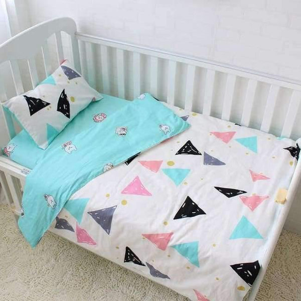 Planet Gates ColorfulTriangle 3Pcs Baby Bedding Set Pure Cotton Cartoon Pattern Crib Bed Linen Kit Include Pillowcase Flat Sheet Duvet Cover Without Filler