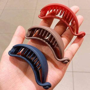 Cute Candy Colors Banana Shape Hair Claws Women Girls Sweet Hair Clips Ponytail Holder Hairpins Fashion Hair Accessories