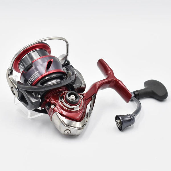 Planet Gates DAIWA Fishing Spinning Reel FUEGO CS LT 1000-6000 Fishing Reels 5KG/10KG/12KG Power 5.3:1/6.2:1 Seawater Spinning Reels