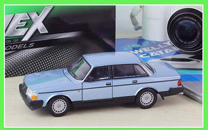 Planet Gates Diecast 1:24 Scale Car Classic VOLVO 240 GL High Simulation Model Car Alloy Metal Toy Car For Chlidren Gift Collection