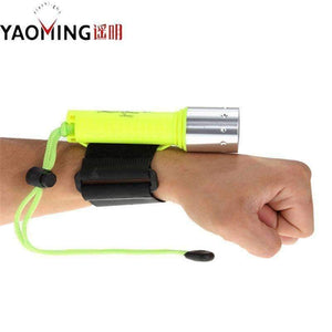Planet Gates Dive Flashlight Diving Light T6 LED 800 Lumen Use Rechargeable Use 18650 Battery Underwater Dive Submarine Scuba Torch