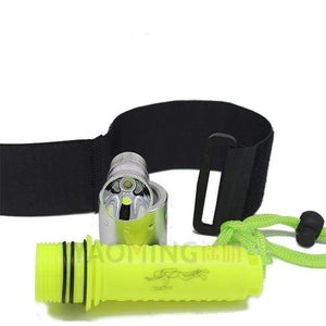 Planet Gates Dive Flashlight Diving Light T6 LED 800 Lumen Use Rechargeable Use 18650 Battery Underwater Dive Submarine Scuba Torch