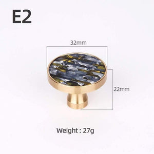Brass Furniture Handles Elegant Door Knobs and Handles for Cabinet Kitchen Cupboard Drawer Pulls Wall Hanging Hooks Shell Resin