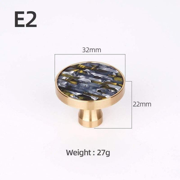 Brass Furniture Handles Elegant Door Knobs and Handles for Cabinet Kitchen Cupboard Drawer Pulls Wall Hanging Hooks Shell Resin