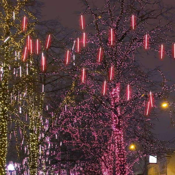 Planet Gates Finether 13.1 ft 8 Tube 144 LED String Light Indoor Outdoor Meteor Shower Rain Snowfall Plug-In String Lights for Holiday Party
