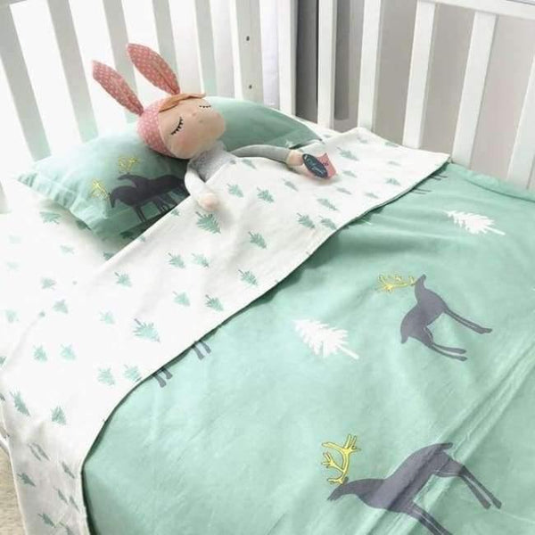 Planet Gates green deer 3Pcs Baby Bedding Set Cotton Crib Sets Baby Cot Set Including Duvet Cover +Pillowcase +Flat Sheet Kindergarten bedding Sets