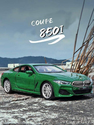 Planet Gates High Simulation 1:32 M850i Alloy Car Model Diecast Vehicles Metal Toy Car Sound light Pull Back Car For Kids Gift Collection