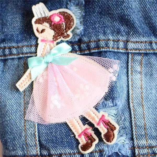 Planet Gates hole design / L Embroidered Pet Clothes Hole Cowboy Jean Clothes for Small Dogs Autumn Chihuahua Dog Jacket Factory Direct Sale Dog Vests