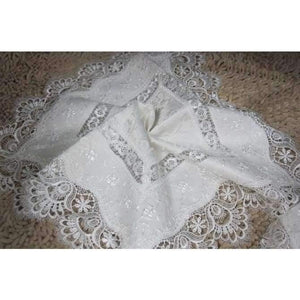 Planet Gates Home Textiles Hot Sale Elegant Lace Tablecloths Peacock Jacquard Wedding Table Linen Cloth Covers Decoration Towels