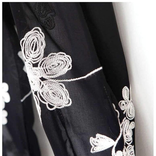 Planet Gates Kids Fashion Girls Clothing Sets 2 pcs White Lace Blouse Top & Black Flowers Pants Set for Teenage Girls Clothes Set