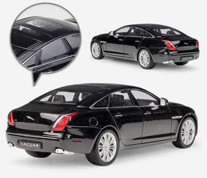 Planet Gates Model Car 1:24 Diecast Car Toys Classic 2010 JAGUAR XJ High Simulator Car Alloy Metal Toy Car For Children Gift Collection