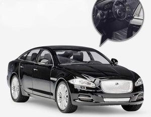 Planet Gates Model Car 1:24 Diecast Car Toys Classic 2010 JAGUAR XJ High Simulator Car Alloy Metal Toy Car For Children Gift Collection