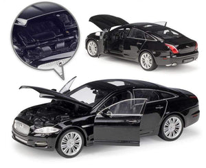 Planet Gates Model Car 1:24 Diecast Car Toys Classic 2010 JAGUAR XJ High Simulator Car Alloy Metal Toy Car For Children Gift Collection