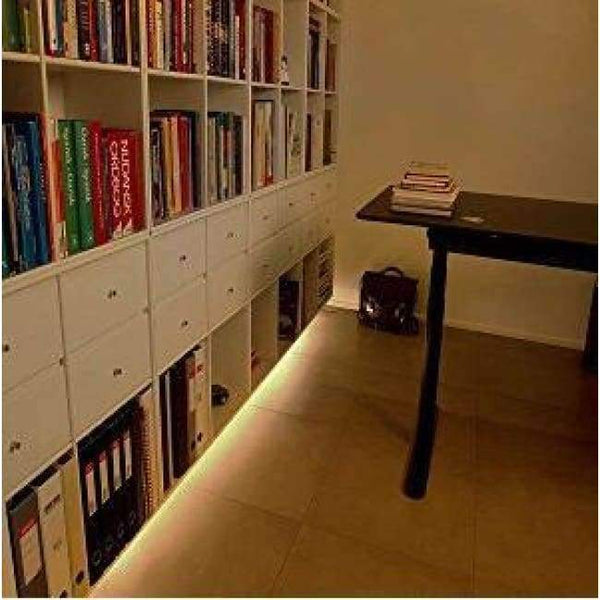 Planet Gates Motion Sensor LED Bed Strip light Kit USB Bed Side Lamp Flexibele Waterproof Strip Tape Night Light for Bedroom Bedside