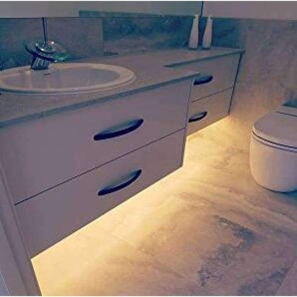 Planet Gates Motion Sensor LED Bed Strip light Kit USB Bed Side Lamp Flexibele Waterproof Strip Tape Night Light for Bedroom Bedside