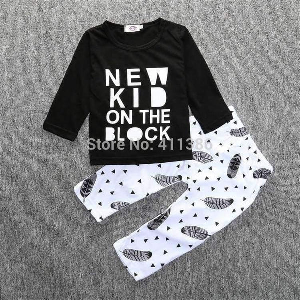 Planet Gates Newborn baby boy clothes baby clothes unisex yellow  color long-sleeved shirt+ pants 2 pcs. bebe girl clothing set ST205