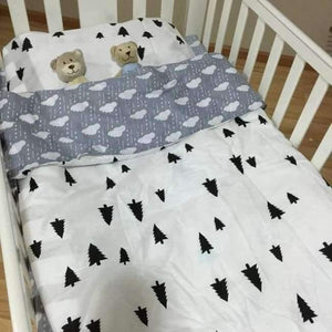 Planet Gates NO2 3 Pcs 100%Cotton Crib Bed Linen Kit Cartoon Baby Bedding Set Includes Pillowcase Bed Sheet Duvet Cover Without Filler