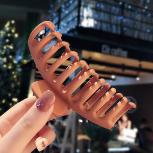 1Pc Korean Solid Big Hair Claws Elegant Frosted Acrylic Hair Clips Hairpins Barrette Headwear for Women Girls Hair Accessories