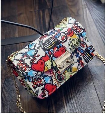 Planet Gates Red love / China Women Bags Summer Graffiti Ladies designer handbags high quality chain mini bag women messenger bags for women Clutch