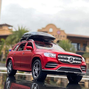 Planet Gates Red with suitcase 1:32 Benzs GLS 580 SUV Alloy Car Model Diecasts & Toy Vehicles Metal Car Model Collection High Simulation Childrens Toy Gift