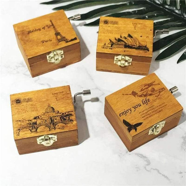 Planet Gates Retro Music Box Gifts Wind-up Toy Classical Wooden Handcraft Cranked Educational Toy Kids Toys For Birthday 6.5*5.5*4cm Random