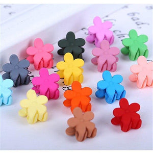 Small Plum Blossom Girl Cute Star Little Plum Hair Claw Lovely Hair Clips Child Cute Hairpin Woman Child Hair Accessories