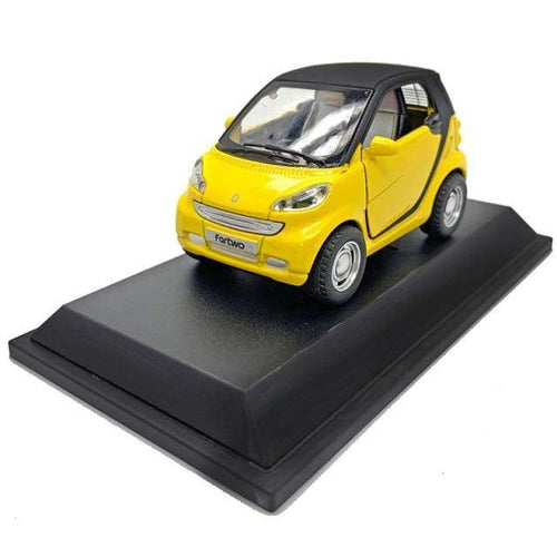 Planet Gates Smart I Yellow Smart Fortwo Toy Vehicles Diecast Model Cars-Toy For Children Metal Cars For Birthday Decoration