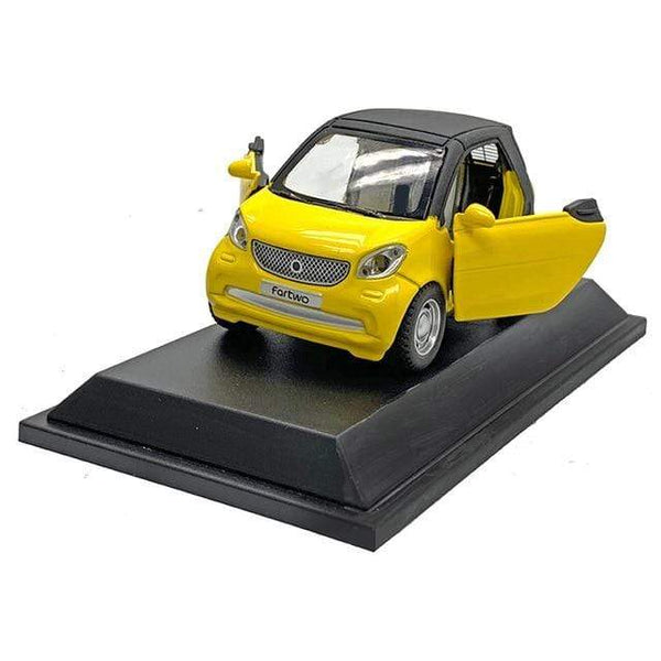 Planet Gates Smart II Yellow Smart Fortwo Toy Vehicles Diecast Model Cars-Toy For Children Metal Cars For Birthday Decoration