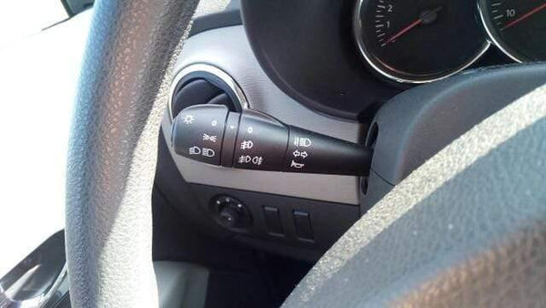 Planet Gates Steering Column Switch for Renault 2012 251682 8201167988 681726046R for Dacia Dokker Lodgy Logan Sandero 255405056R 255400337R