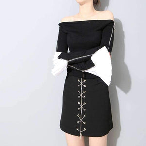 Planet Gates TWOTWINSTYLE Fashion Pleated Gloves Women Flared Cuffs All-match Basic Clothes Accessories 2018 New