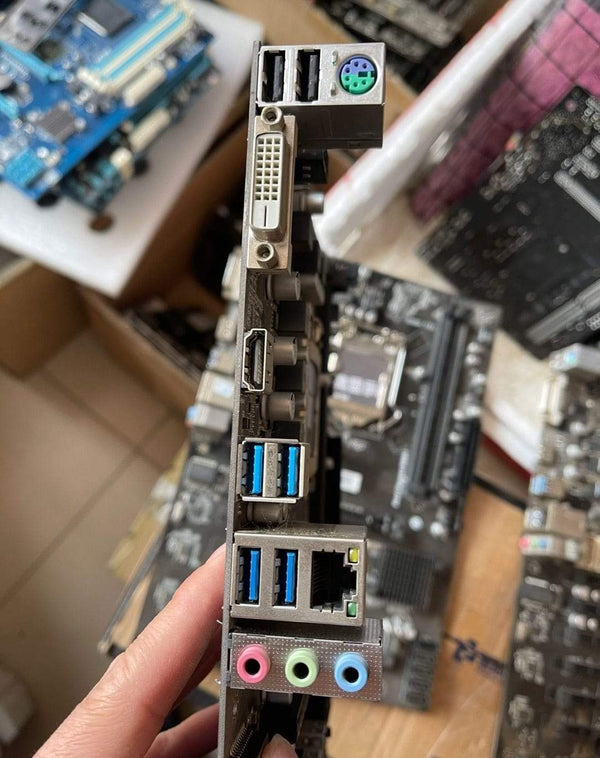 Planet Gates Used TB250-BTC PRO motherboard DDR4 LGA 1151 B250-BTC 12GPU 12PCIE B250 mining machine motherboard