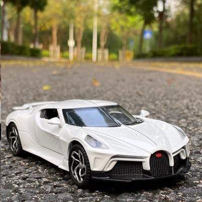 Planet Gates White 1:32 Bugatti Lavoiturenoire Alloy Sports Car Model Diecasts & Toy Vehicles Metal Car Model Simulation Sound Light Kids Toy Gift