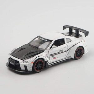 Planet Gates white 1:32 Nissan Gtr Sports Car Alloy Car Model For Children Boy Metal Pull Back Toy Car Decoration Simulation Model Car Collection
