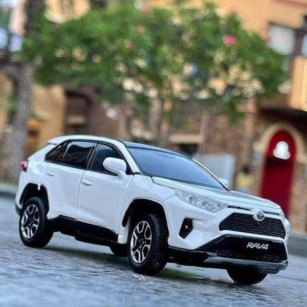 Planet Gates White 1:32 Toyota RAV4 2020 SUV Diecasts & Toy Vehicles Metal Car Model Shock absorber Sound Light Collection Car Toys Gift