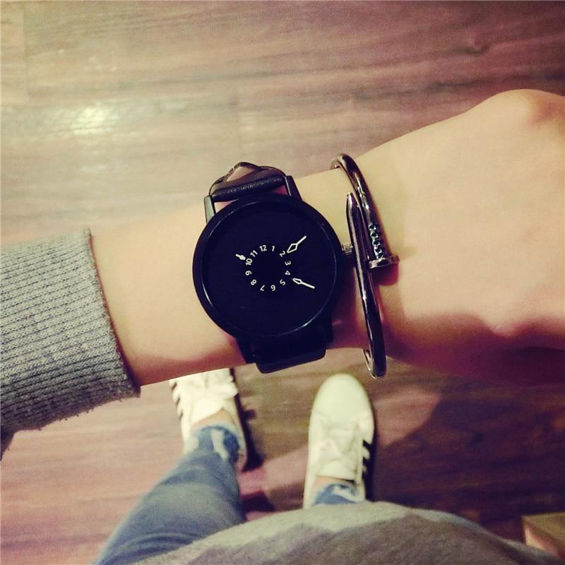 Planet Gates White / China Watches Men Women Quartz Clock New Design Unique Lovers' Wrist Watch Casual Black White Watch Leather Band