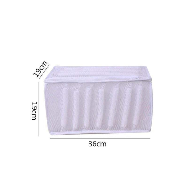 Planet Gates White Padded Laundry Net Wash Bag for Protecting Trainers and Shoes in the Washing Machine