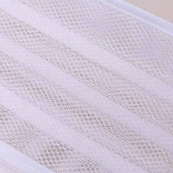 Planet Gates White Padded Laundry Net Wash Bag for Protecting Trainers and Shoes in the Washing Machine