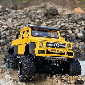 Planet Gates yellow 1/28 Benzs G63 6*6 Big Tyre Alloy Pickup Car Model Diecast Metal Simulation Toy Off-road Vehicles Model Collection Children Gift