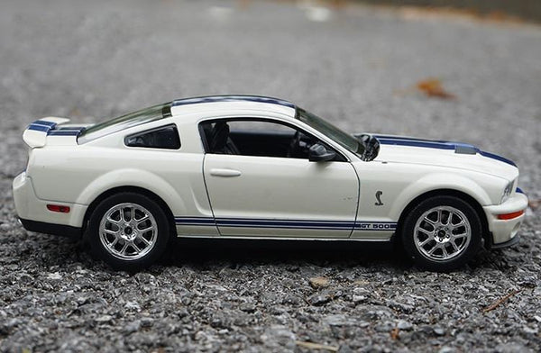Planet Gates 1:24 Ford Mustang Shelby GT500 Cobra 2007 High Simulation Car Model Alloy Kid Toy Car Collect Children's Gifts